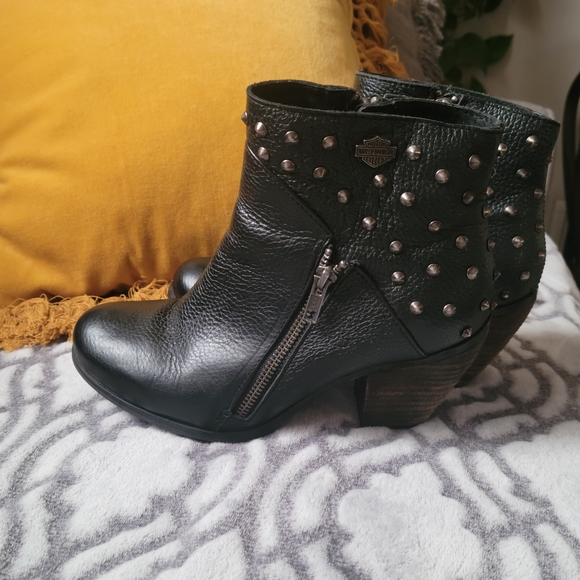 Harley-Davidson Black Studded Ankle Boots - Picture 4 of 8